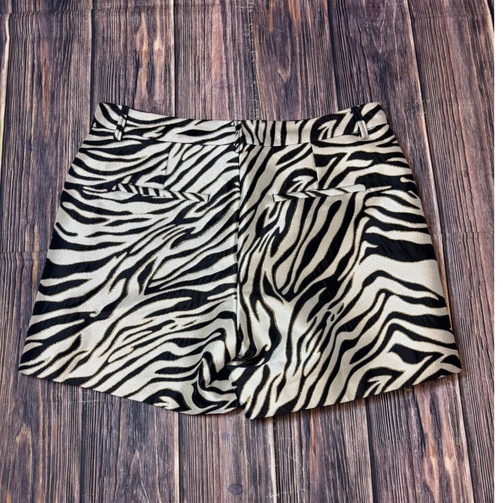 Lilly Pulitzer Zebra Print Jacquard Shorts Womens 8 Black White Metallic Gold - Picture 3 of 13